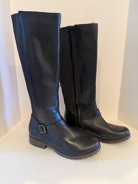 NWOT Kenneth Cole 8 “Jenny” Stride Knee High Riding Boots Buckle Side Zip